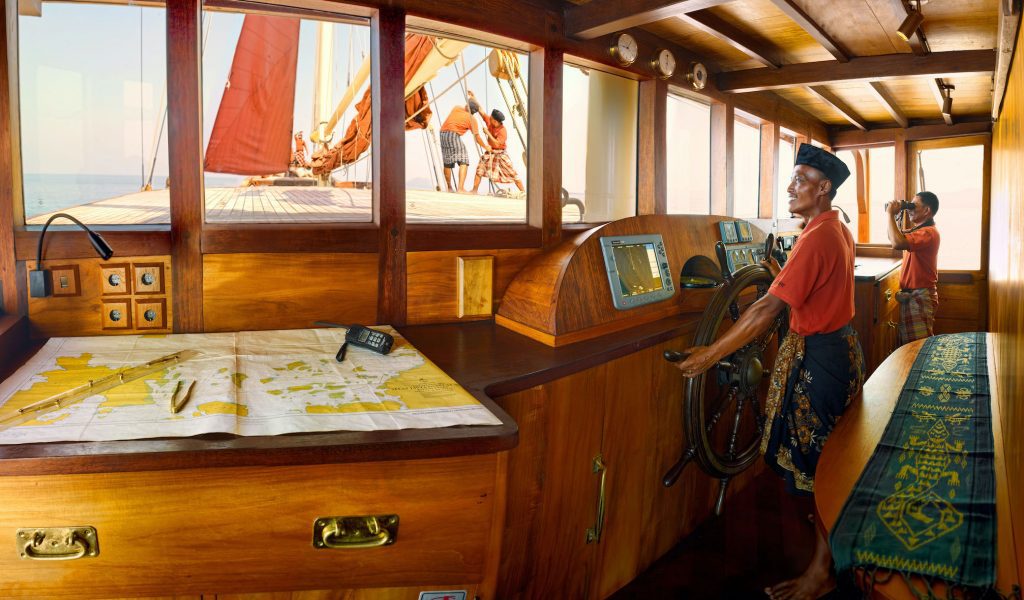 Si Datu Bua - Yacht Charter Indonesia - Luxury Private Phinisi