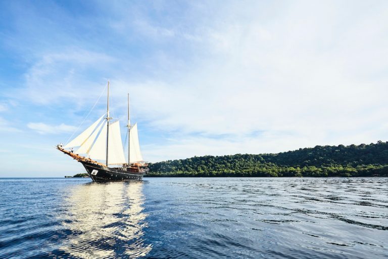 Amandira Aman Resorts - Yacht Charter Indonesia - Luxury Boat