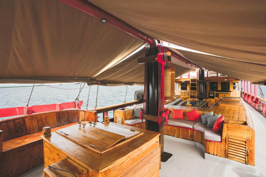 Calico Jack - Yacht Charter Indonesia - Luxury Boat Rental Classic Phinisi Deck