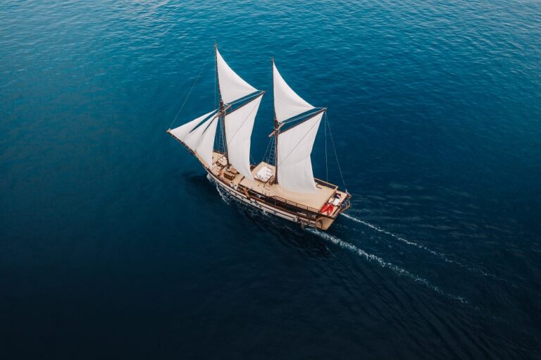 Yacht Charter Indonesia - Senja