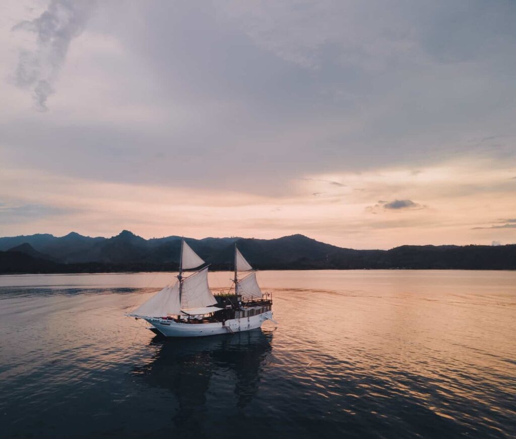 Ikan Kayu - Yacht Charter Indonesia - Luxury Boat Rental