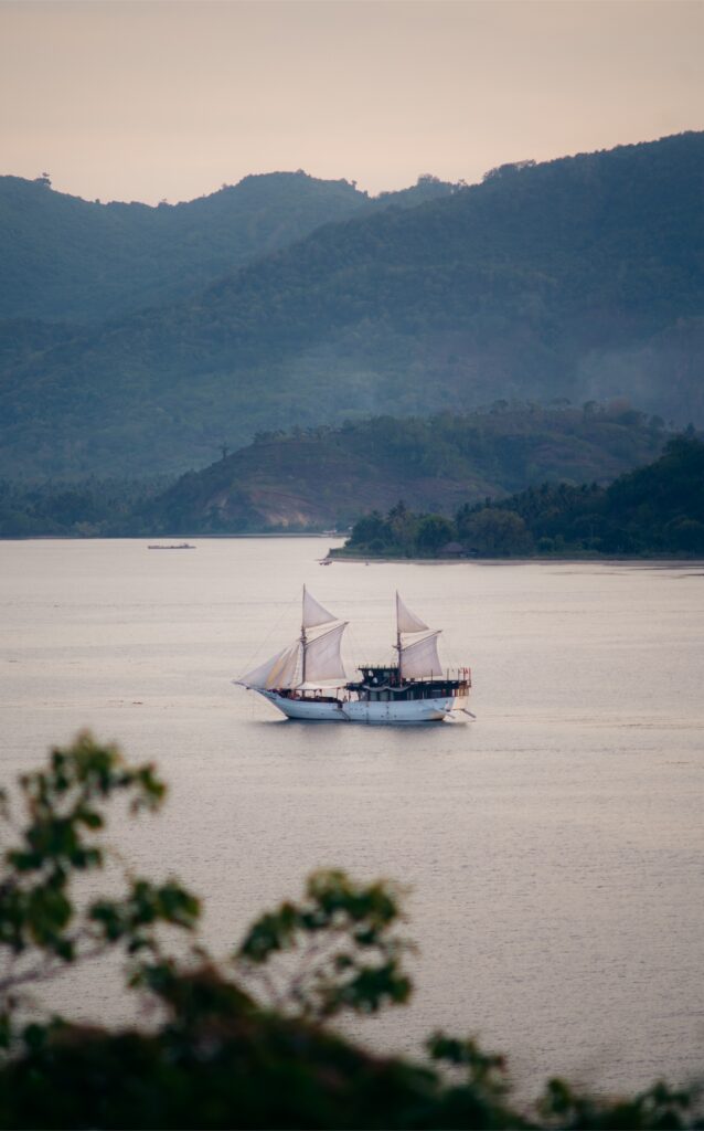 Ikan Kayu - Yacht Charter Indonesia - Luxury Boat Rental